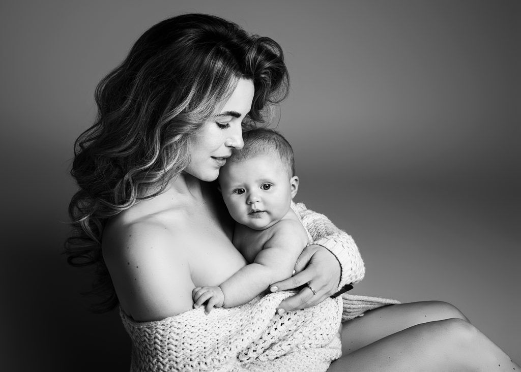 newborn fotoshoot, babyshoot, newborn fotograaf, moeder dochter fotoshoot, Groningen, Amsterdam, Utrecht