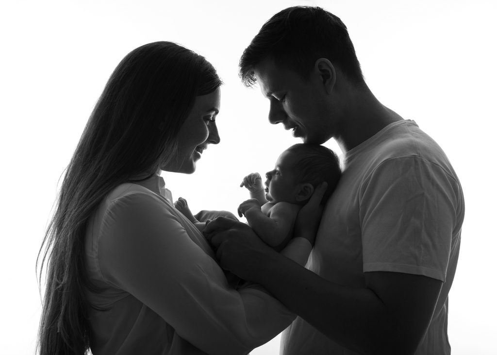 newborn fotoshoot, babyshoot, newborn fotograaf, moeder dochter fotoshoot, Groningen, Amsterdam, Utrechtnewborn fotoshoot, baby fotoshoot, newborn fotograaf, fotostudio Groningen, Friesland Drenthe
